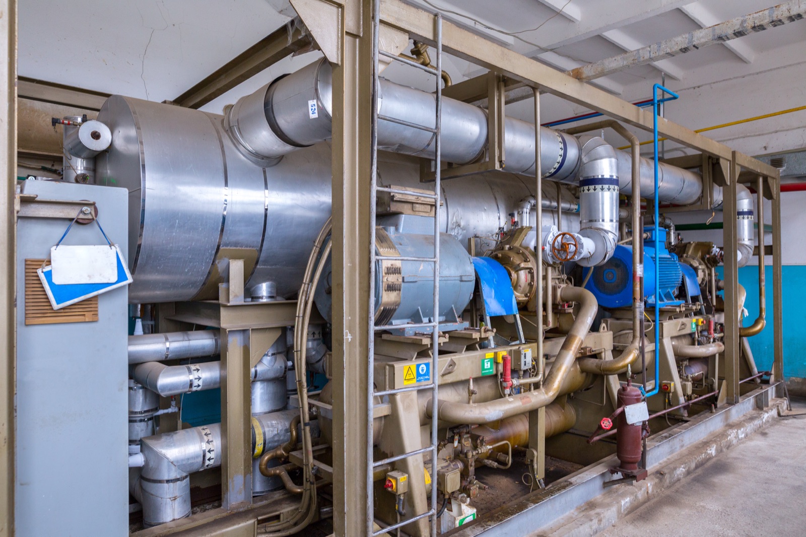 Industrial refrigeration plant
